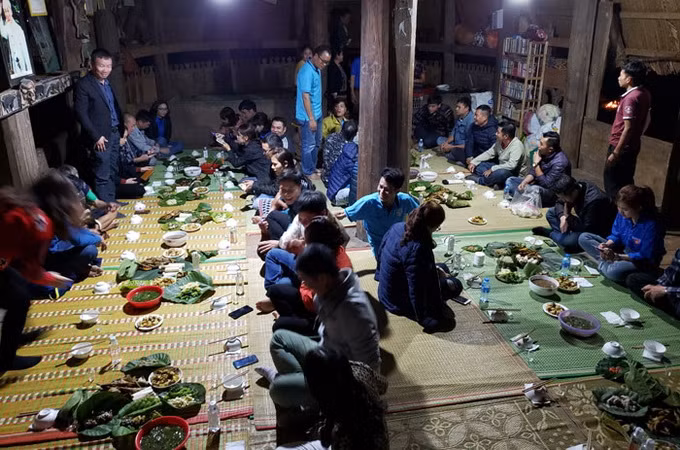 Phong tục lạ trong ngày Tết Nguyên đán của một số dân tộc Việt Nam ảnh 2
