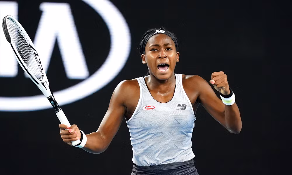 Australian Open 2020: Federer 'tốc hành," thần đồng 15 tuổi hạ Venus ảnh 1