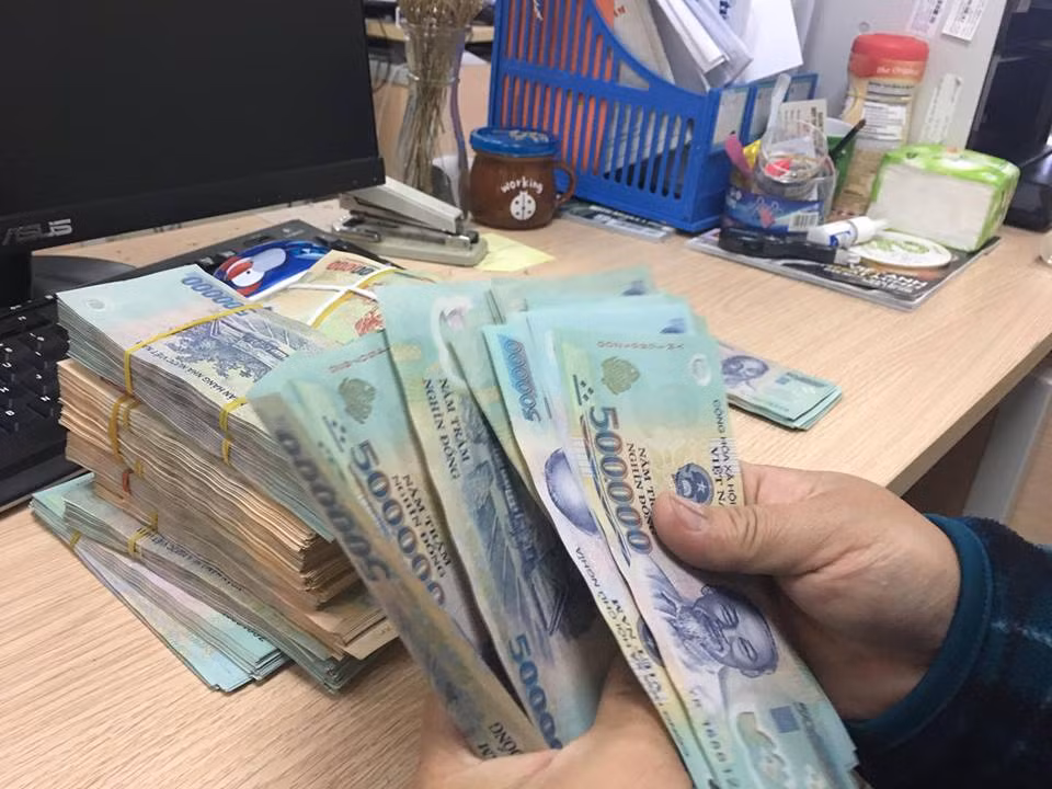 Ngân hàng Nhà nước khuyến cáo về cho vay ngang hàng tại Việt Nam ảnh 1