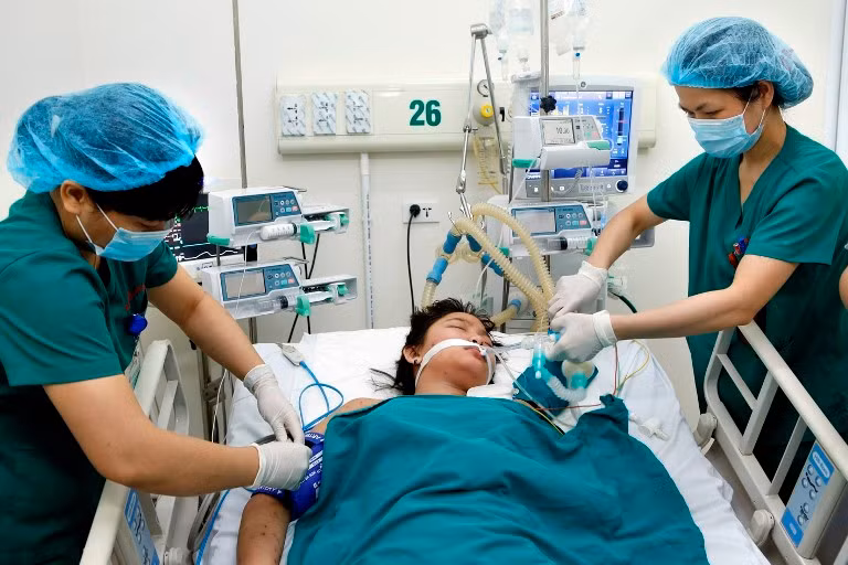 Cảnh báo bệnh viêm não mô cầu gia tăng trong dịp Hè ảnh 1