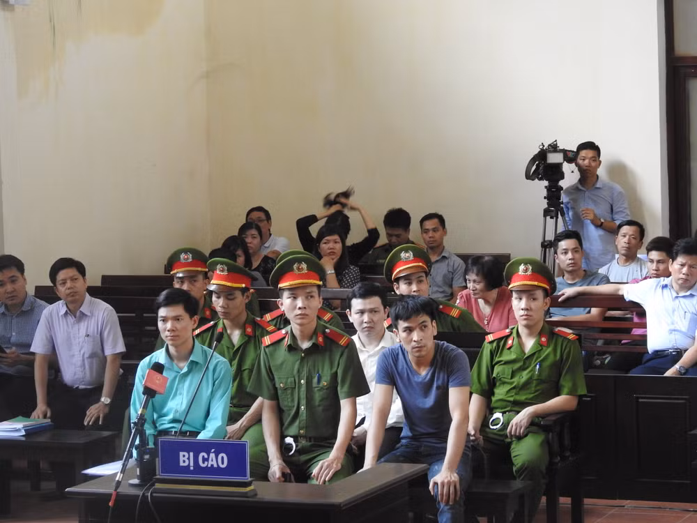 Xét xử vụ chạy thận: Nhiều lời khai "bí ẩn" được công bố trước tòa ảnh 1