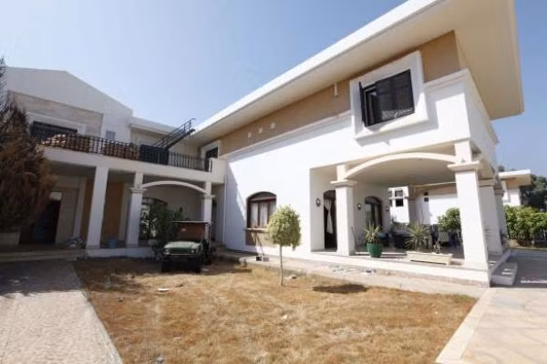 Chiến binh Hồi giáo chiếm tòa nhà Đại sứ quán Mỹ ở Libya ảnh 1