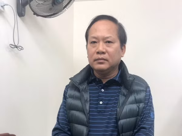 Cựu Bộ trưởng Trương Minh Tuấn bị triệu tập đến hai phiên tòa ảnh 1