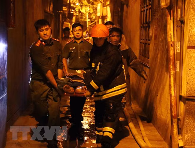 Hà Nội thông tin ban đầu vụ cháy xảy ra trên địa bàn quận Thanh Xuân ảnh 1