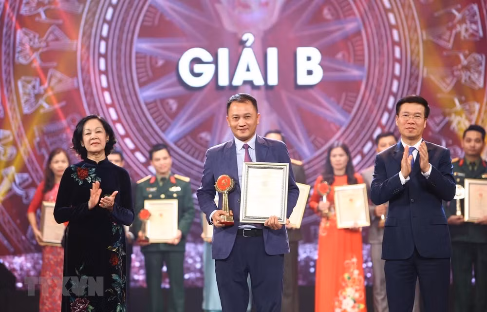 Giải Búa Liềm Vàng: Khẳng định ý thức chính trị của người làm báo ảnh 2