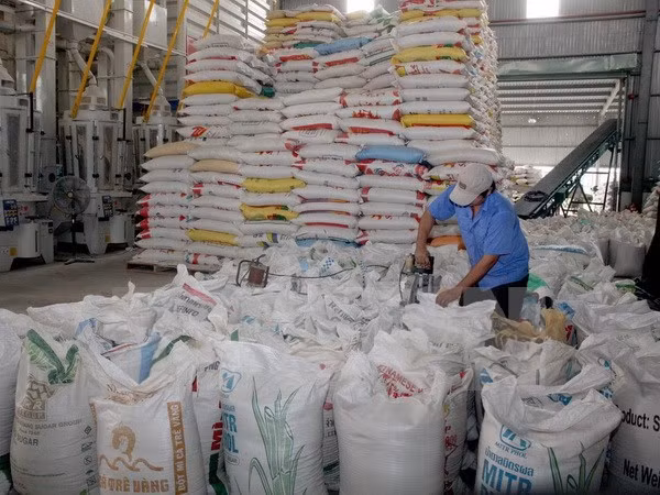 Thực hiện đồng bộ các giải pháp phát triển kinh tế bền vững ảnh 2