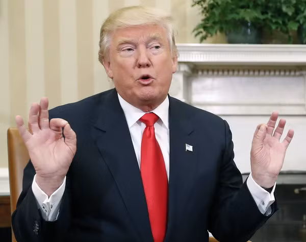 Ông Trump sẽ họp báo công bố thời điểm dừng hoạt động kinh doanh ảnh 1