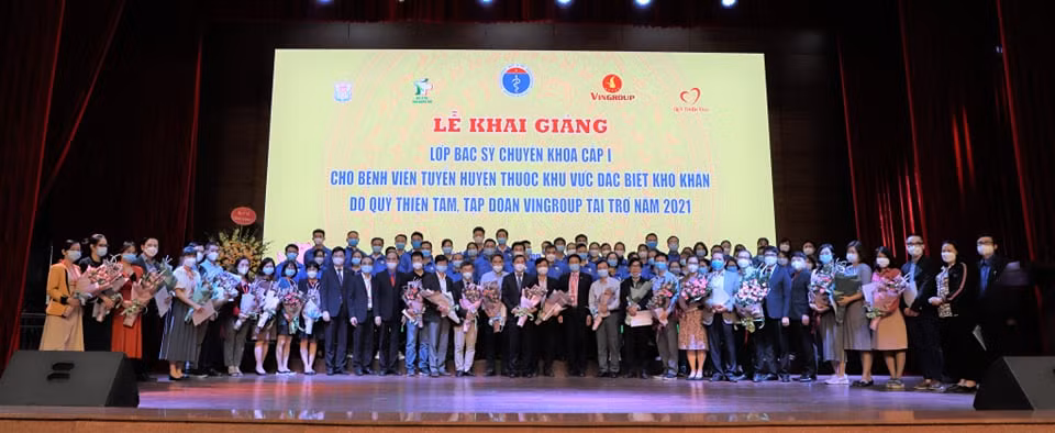 Bộ Y tế bổ sung thêm đội ngũ bác sỹ trẻ về công tác tại vùng khó khăn ảnh 2