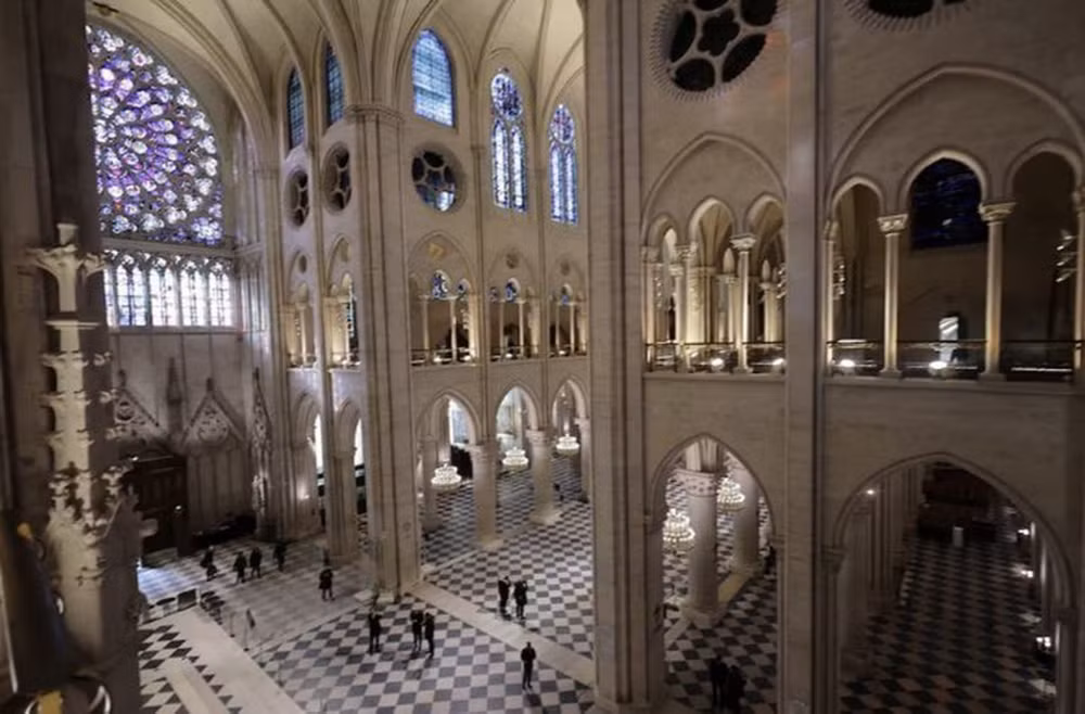 ttxvn nha tho duc ba Paris2_resize.jpg