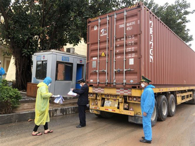 Cửa Khẩu Lao Bảo - Cửa Ngõ Chiến Lược Giao Thương Giữa Việt Nam và Lào
