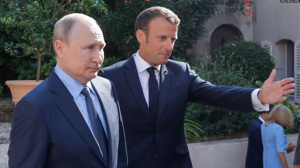 Lãnh đạo Pháp, Nga thảo luận các cuộc khủng hoảng trên thế giới ảnh 1