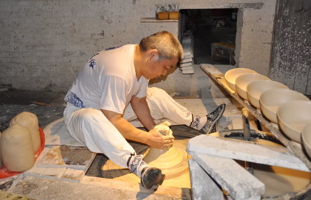 Khám phá nghệ thuật sản xuất gốm sứ độc đáo của Trung Quốc ảnh 1