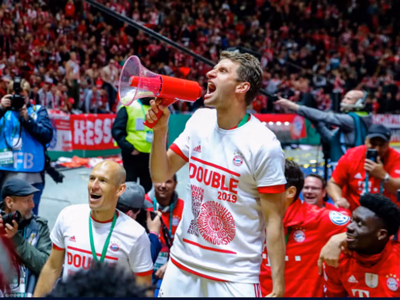 Thomas Müller 24 năm gắn bó với Bayern: 7 điều quyến rũ và 'duy nhất' ảnh 7