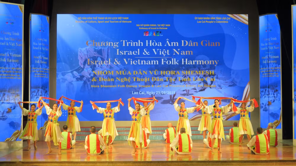 Lào Cai hòa nhịp cùng Đêm văn hóa dân gian Việt Nam-Israel ảnh 2