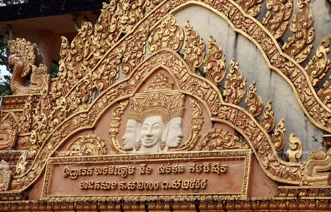 Chùa Xiên Cán - lộng lẫy kiến trúc Khmer của Bạc Liêu ảnh 8