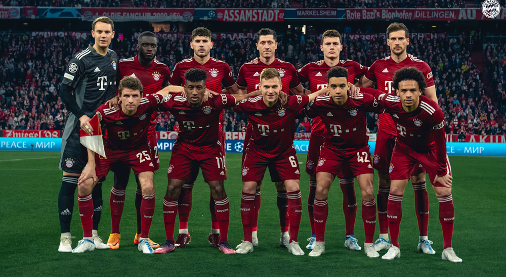 Cận cảnh Bayern Munich chia tay Champions League ngay trên sân nhà | Vietnam+ (VietnamPlus)