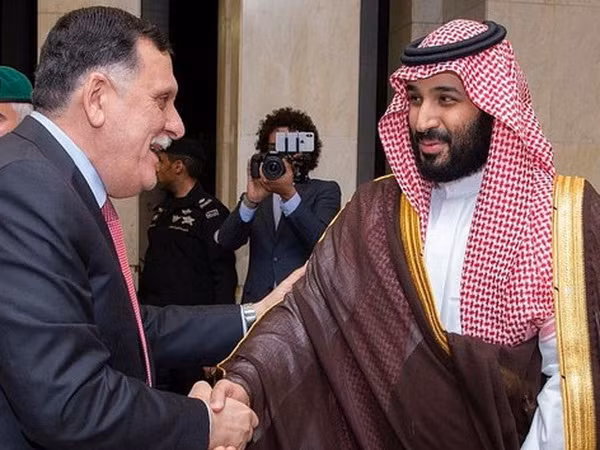 Thủ tướng Libya và Hoàng tử Saudi Arabia thảo luận quan hệ song phương ảnh 1