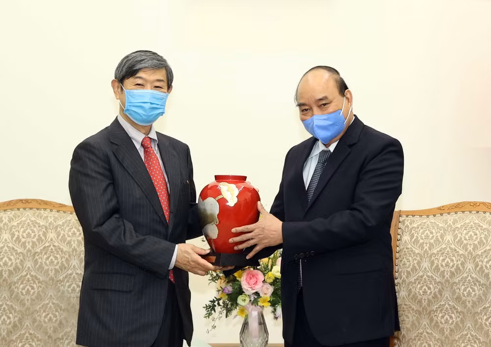 Thủ tướng Nguyễn Xuân Phúc tiếp Chủ tịch JICA Kitaoka Shinichi ảnh 1