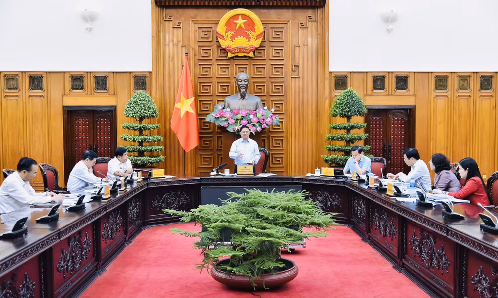 Thủ tướng chủ trì họp điều hành kinh tế sau khi Fed tăng lãi suất ảnh 2