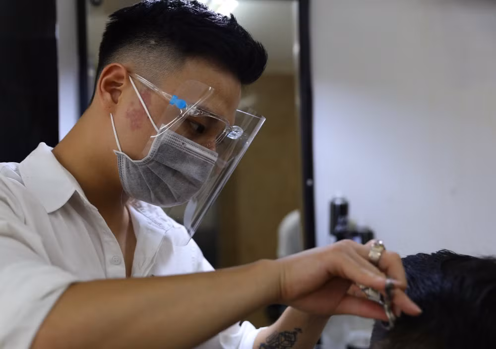 Nhiều địa phương nới lỏng giãn cách, mở lại các hoạt động, dịch vụ ảnh 2