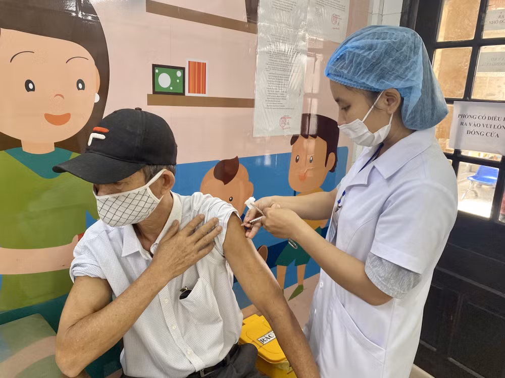 Hợp tác đa ngành và tiêm vắcxin - Chìa khóa để chấm dứt bệnh dại ảnh 1