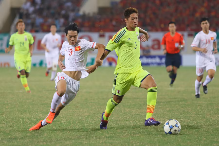 [Photo] Hàng thủ U19 Nhật Bản đã làm gì để ngăn Công Phượng? ảnh 3