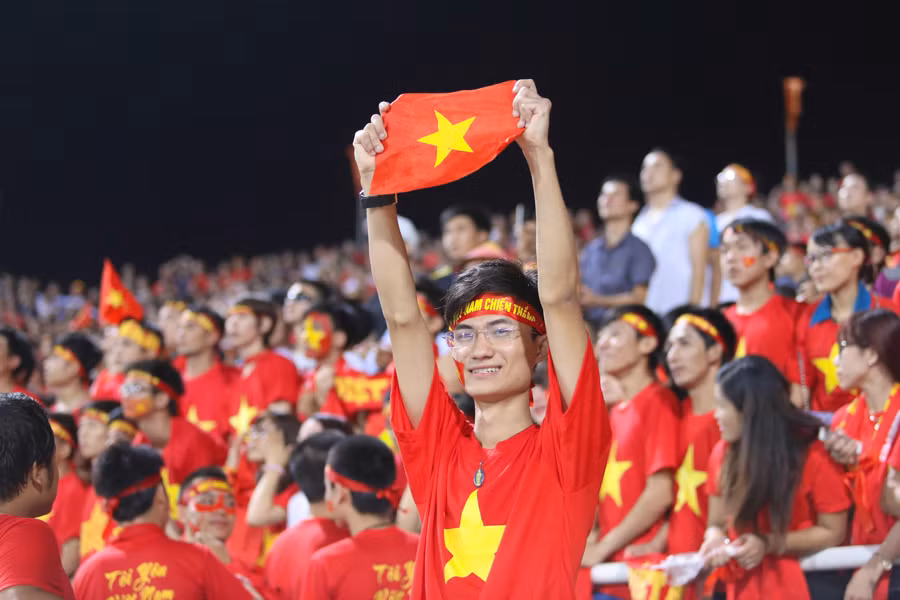 [Photo] Ký ức AFF Cup 2008 tràn về trong đêm Mỹ Đình rực lửa ảnh 9