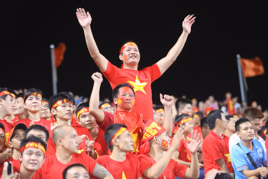 [Photo] Ký ức AFF Cup 2008 tràn về trong đêm Mỹ Đình rực lửa ảnh 10