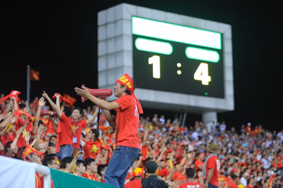 [Photo] Ký ức AFF Cup 2008 tràn về trong đêm Mỹ Đình rực lửa ảnh 11