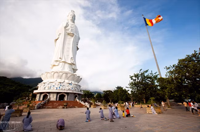 Cõi phật Linh Ứng - Điểm đến mới khi đến thăm Đà Nẵng ảnh 2