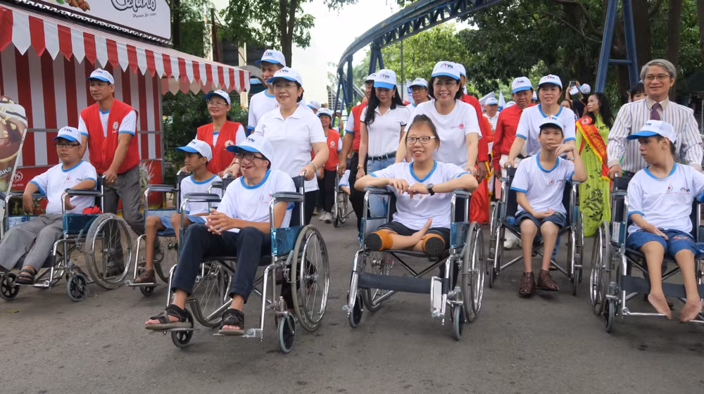 Giao lưu nghệ thuật 'Chung tay xoa dịu nỗi đau da cam 2019' ảnh 1
