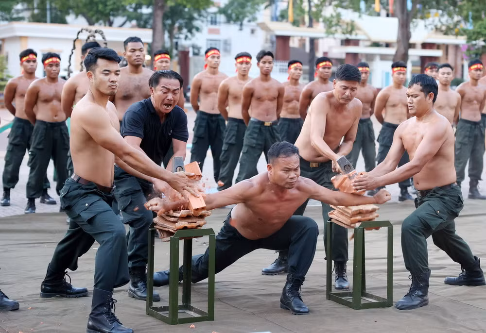 TTXVN_1104conganDaklak5.jpg
