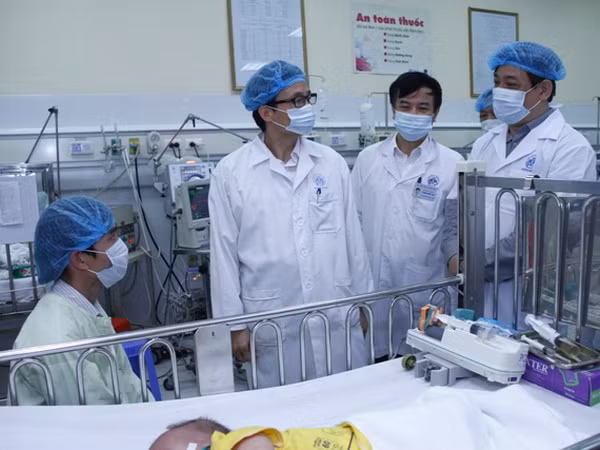 Phó Thủ tướng Vũ Đức Đam: Không để "dịch chồng dịch" ảnh 1