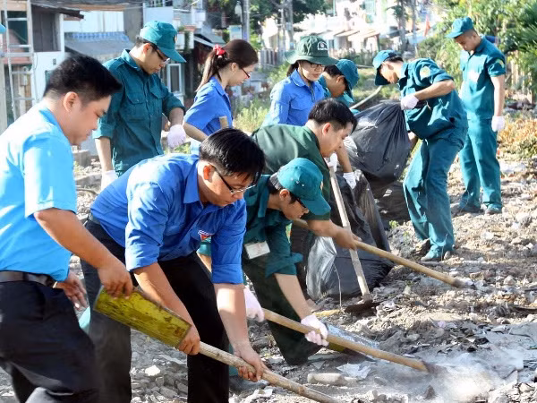 Phát động chiến dịch "vì môi trường không rác" tại tỉnh Thái Nguyên ảnh 1