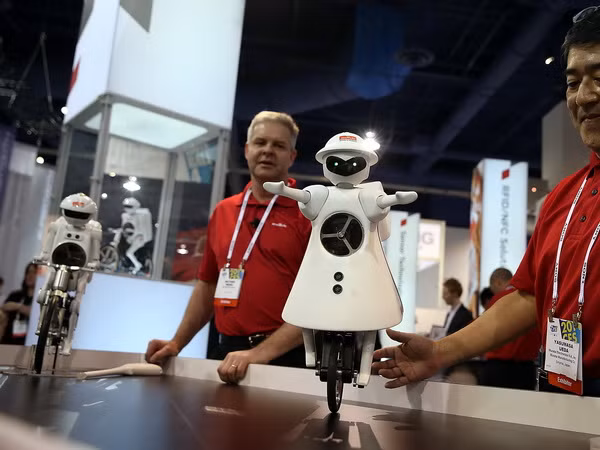 Làn sóng robot gây ấn tượng mạnh tại CES 2014 ảnh 2
