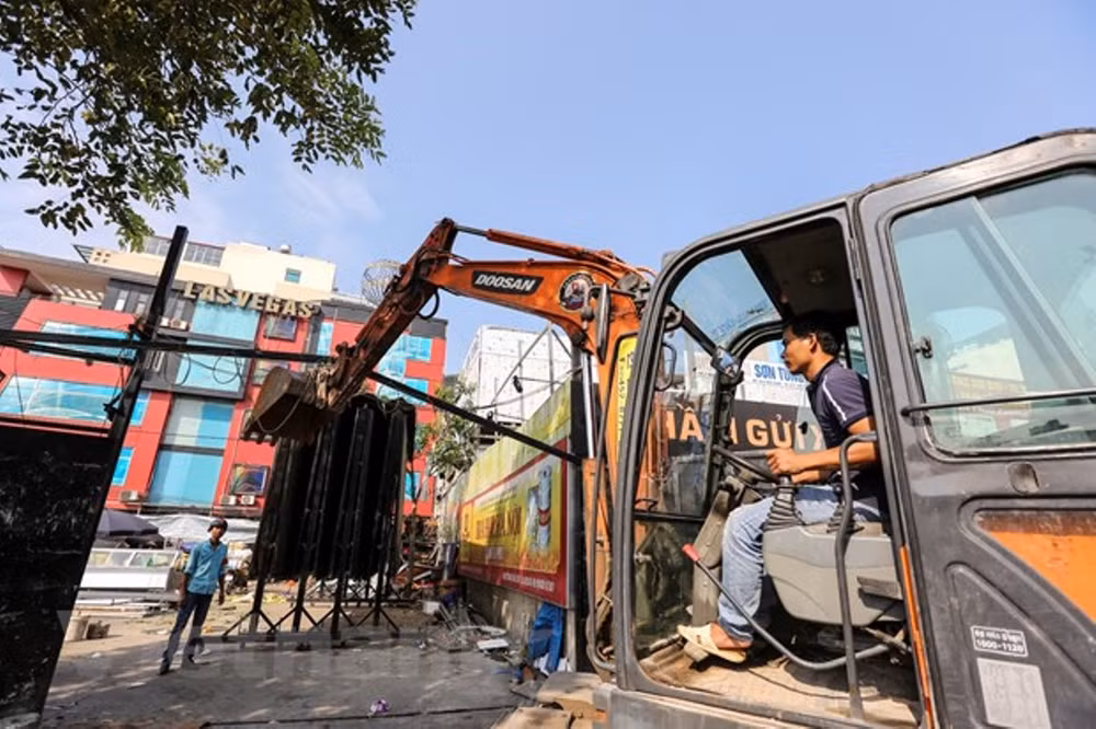 Yêu cầu Hà Nội xử lý dứt điểm vi phạm liên quan các mương thoát nước ảnh 1