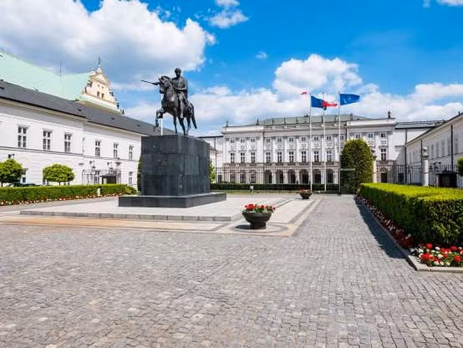Ba Lan tái thiết công trình lịch sử cung điện Saxon tại Warsaw ảnh 1