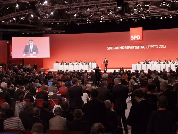 Đức: Ông Sigmar Gabriel tái đắc cử Chủ tịch Đảng SPD ảnh 1