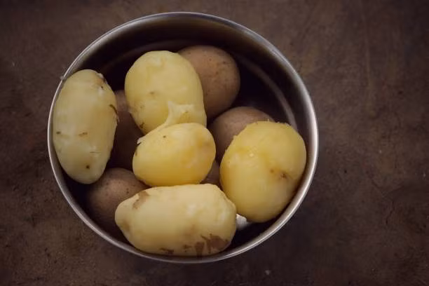 khoai tay luoc.jpg