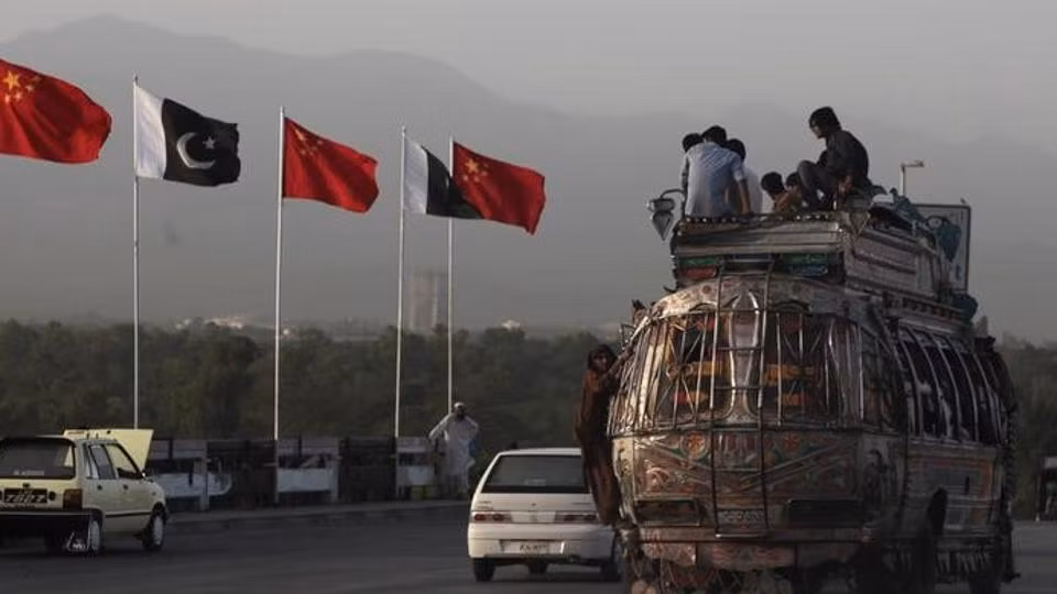 Trung Quốc xây đường dây tải điện trị giá 1,5 tỷ USD tại Pakistan ảnh 1