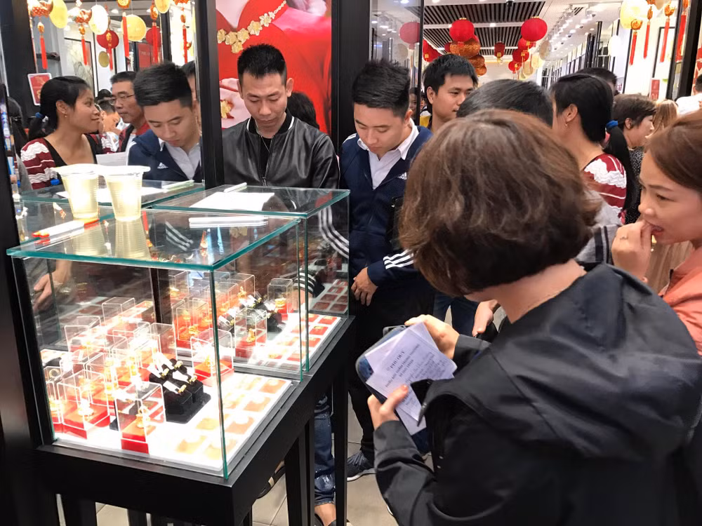 Vàng trong nước bật tăng, thương hiệu SJC lên ngưỡng 36,6 triệu đồng ảnh 1