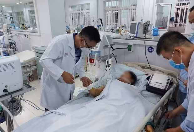 Kết nối để sớm có thuốc điều trị cho bệnh nhân ngộ độc botulinum ảnh 1