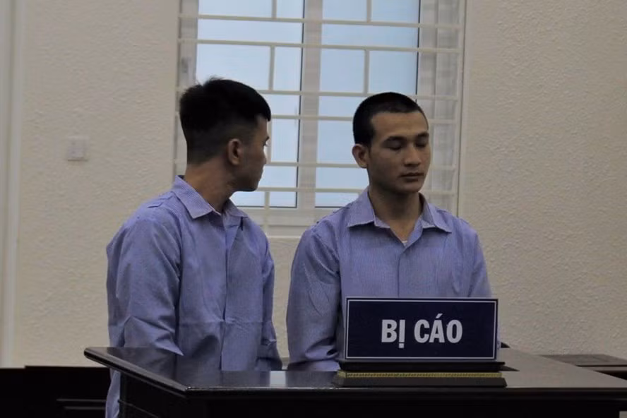 Án phạt nghiêm khắc cho 2 'tú ông' lừa bán phụ nữ qua biên giới ảnh 1