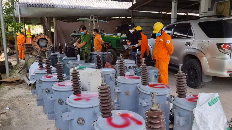 Kiên Giang: Bắt nhân viên điện lực trộm cắp tài sản hơn 2 tỷ đồng ảnh 1