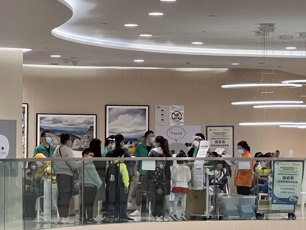 Hong Kong công bố kế hoạch đưa học sinh trở lại học trực tiếp ảnh 1