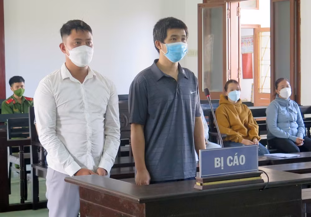 Phú Yên: Phạt tù các đối tượng tàng trữ trái phép vũ khí quân dụng ảnh 1