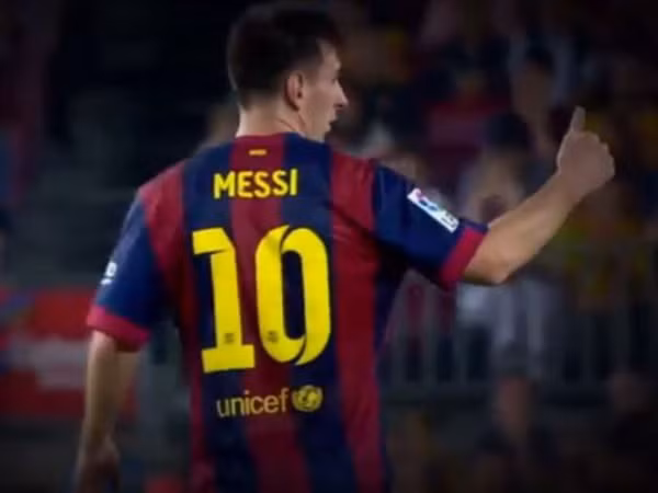 Messi ngang nhiên chống lệnh của HLV Enrique ngay trên sân ảnh 1