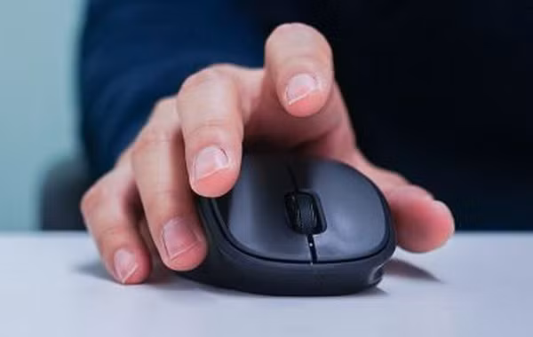 Cách dùng bàn phím và chuột tiết lộ mức độ căng thẳng tại nơi làm việc ảnh 1