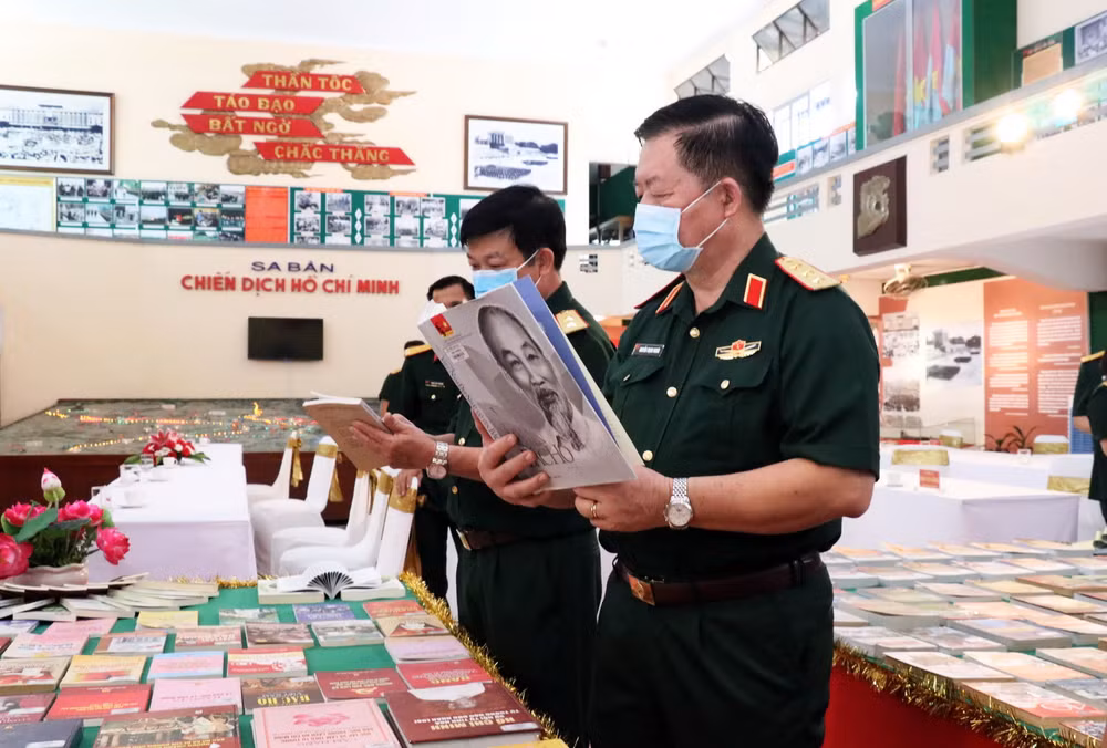Tôn vinh tinh thần cách mạng, quyết tâm đưa Bắc-Nam sum họp một nhà ảnh 6