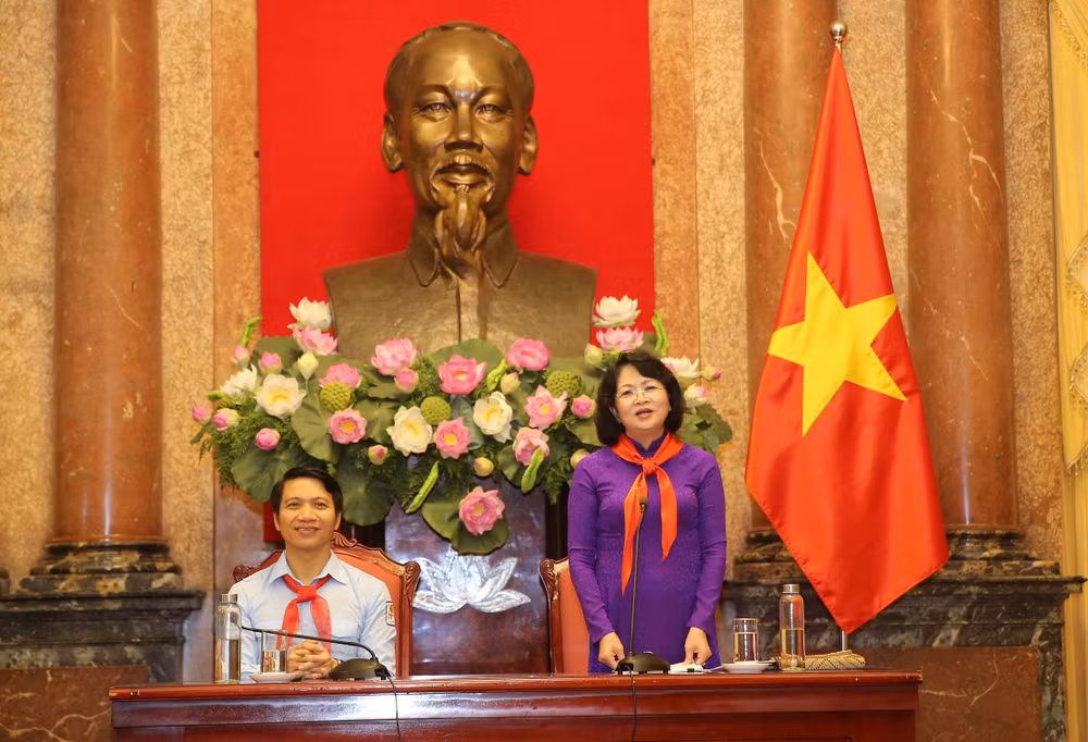 Phó Chủ tịch nước gặp mặt Đoàn đại biểu Cháu ngoan Bác Hồ tỉnh Nghệ An ảnh 1
